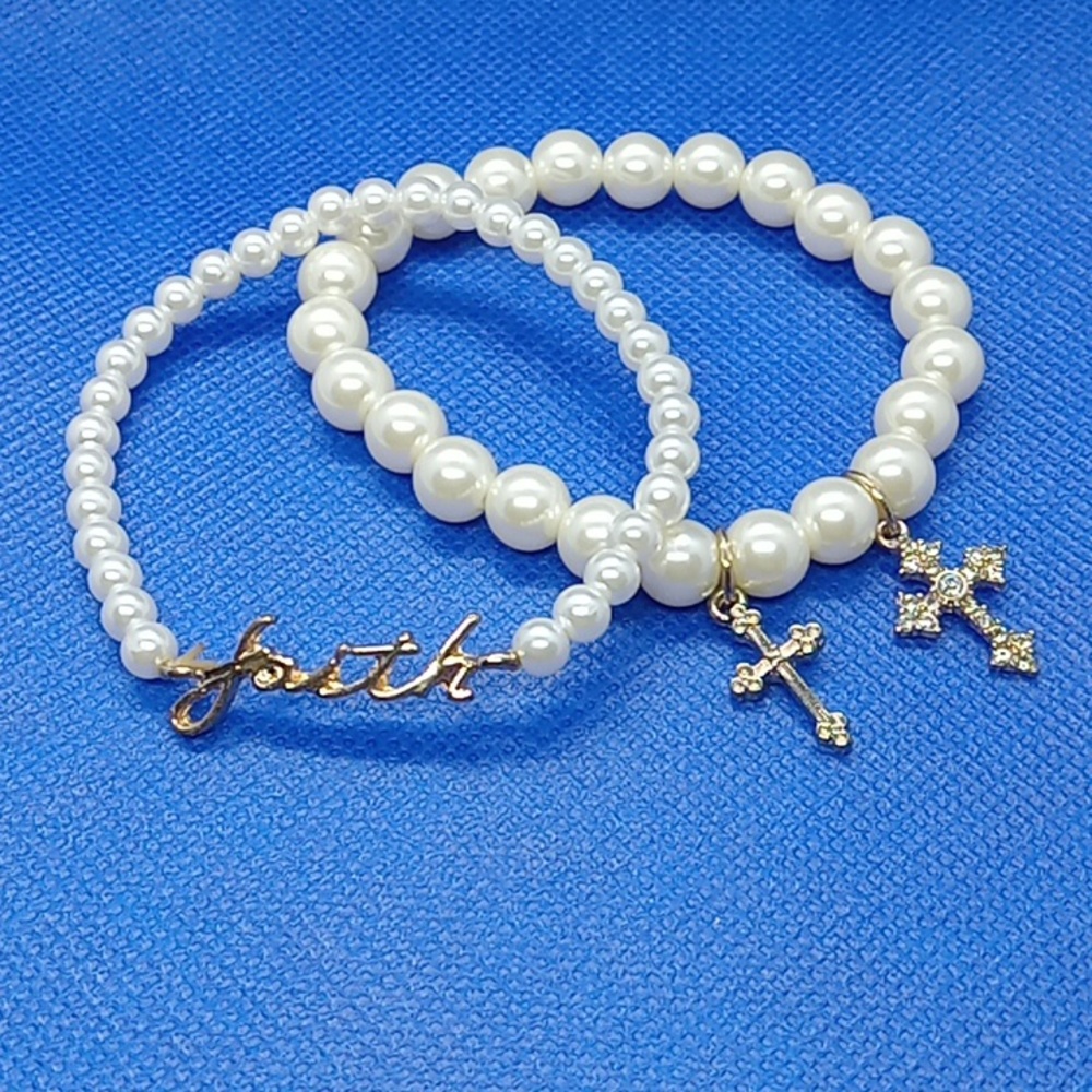 Faux Pearl Stretch Bracelets